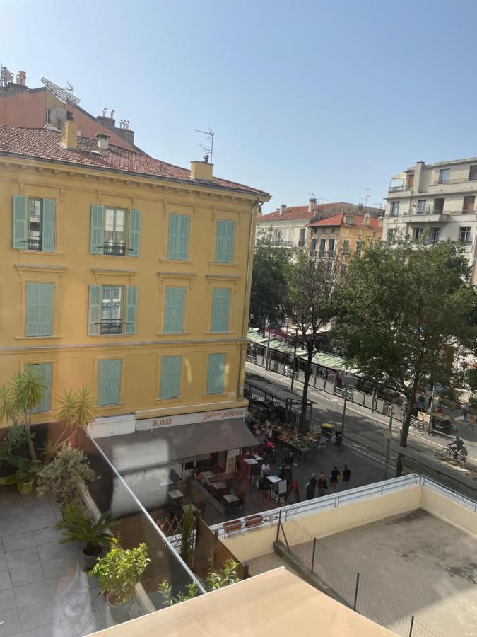 Appartement Au Centre De Nisa Exterior foto